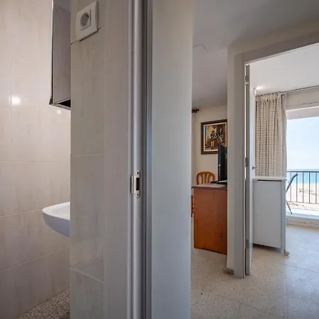 At111 Vistas Frontales A La Playa La Paella 公寓